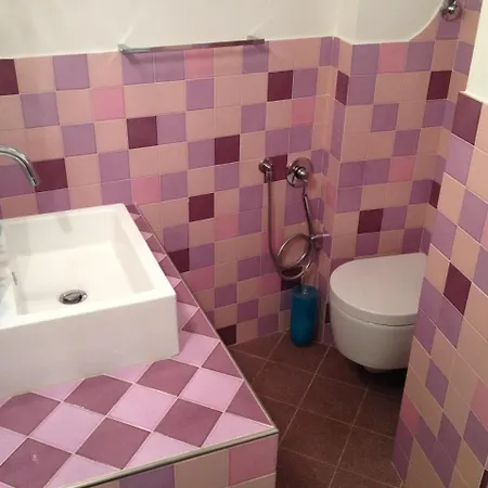 Apartment Vittoria 2 *